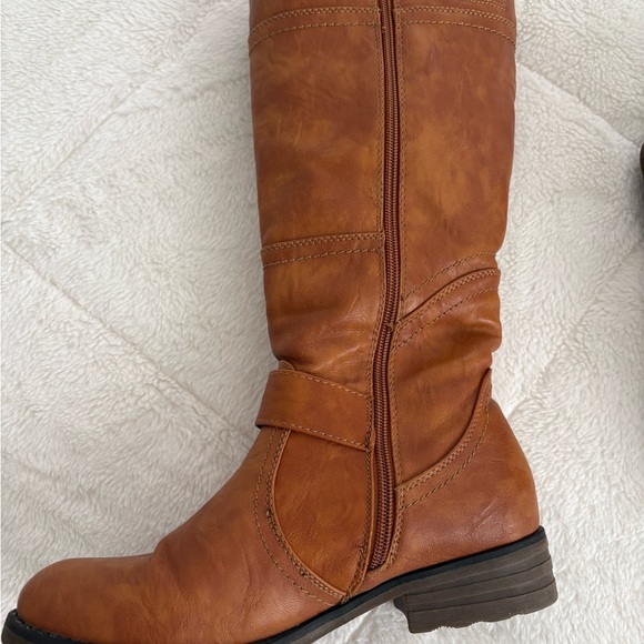 Like new boots - Picture 4 of 7